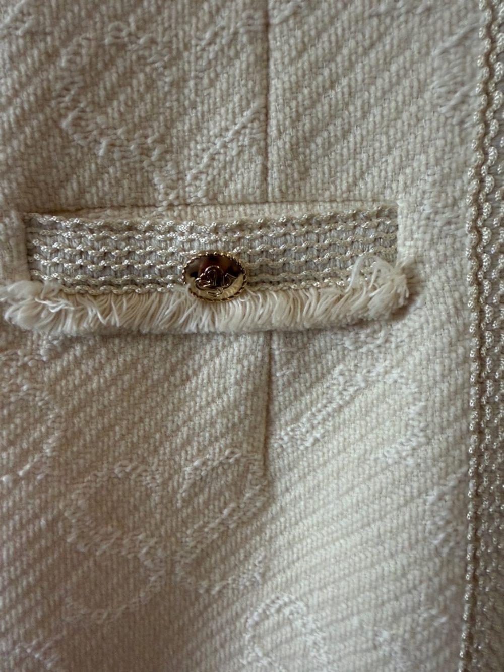 Sandro Cream Tweed Short Sleeve Shift Dress with Gold Trim - Picture 3 of 7